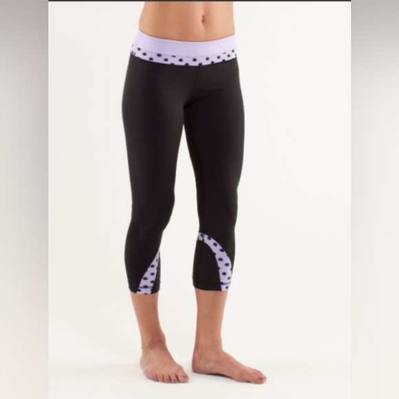 Lululemon Run: Inspire Crop II Blac /Lilac /High Noon Dot Lilac/ size 8 - Picture 2 of 12